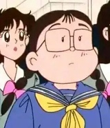 礼苗爱玩美女