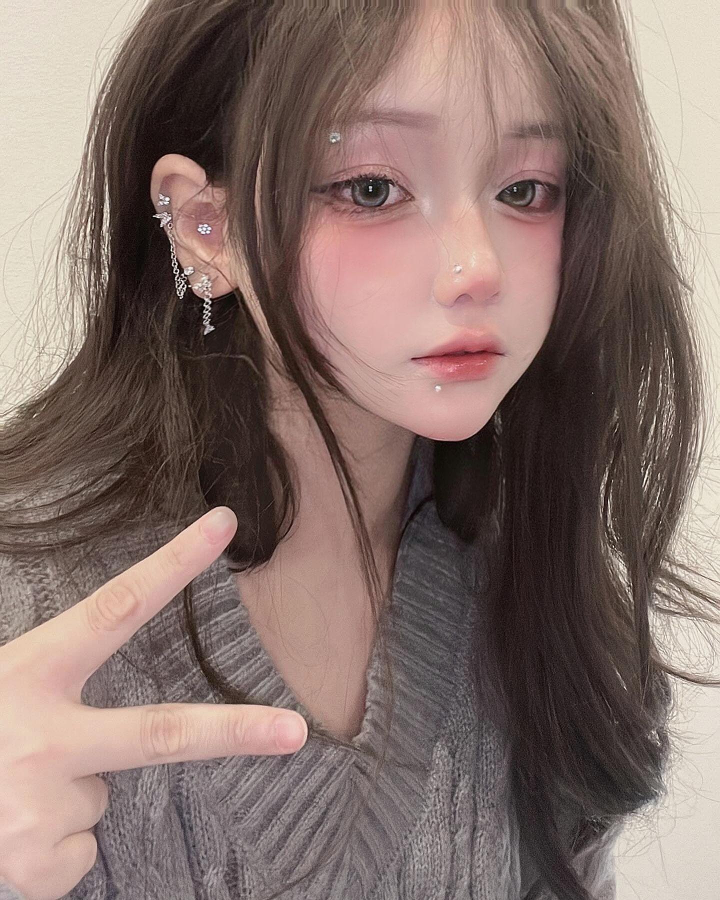 你那些软绵绵的图片就别配硬曲了呗