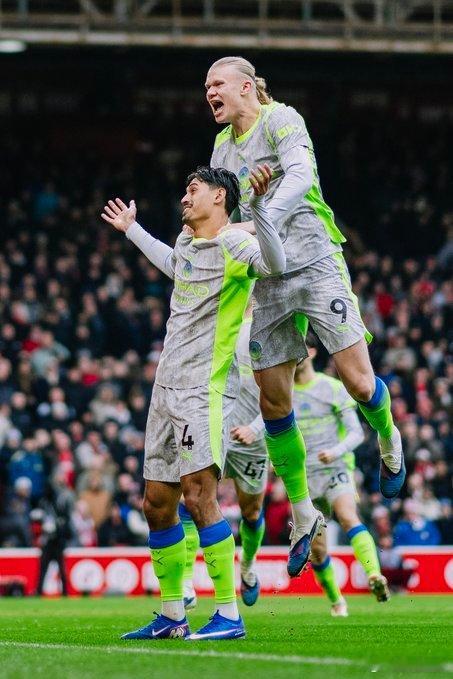 【连胜抢分模式】诺丁汉森林1比2曼城 ，曼城各项赛事8连胜， 其中英超6连胜，目