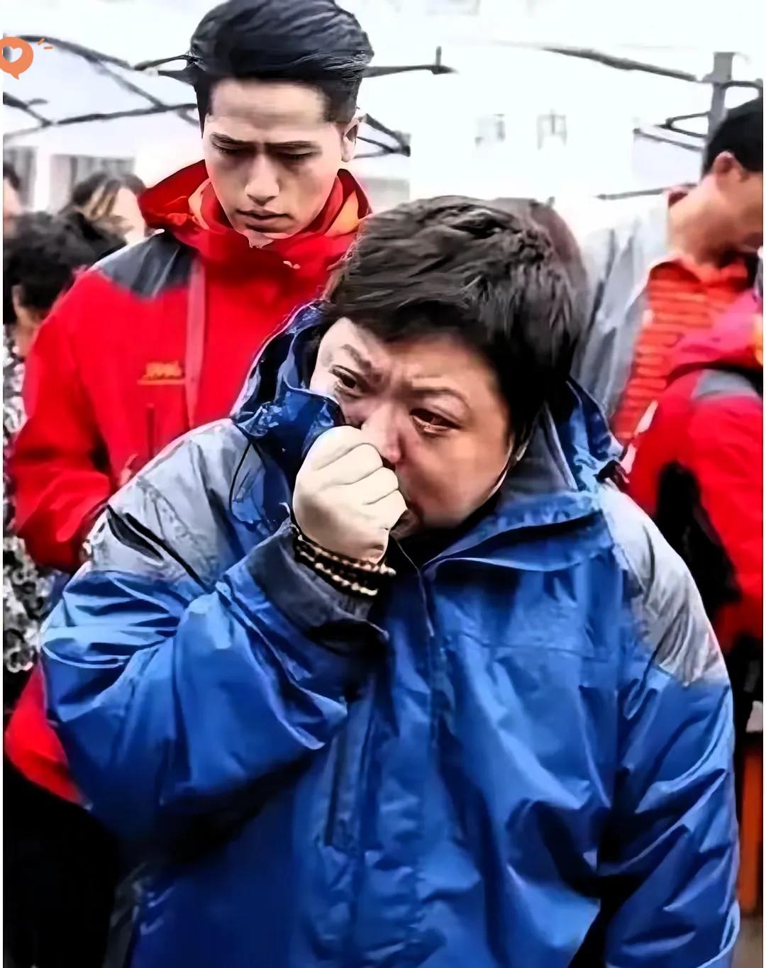 抗震救灾，韩红老师每次都出钱出力，永远奔赴在第一线，这个真喷不了一点！

一个人