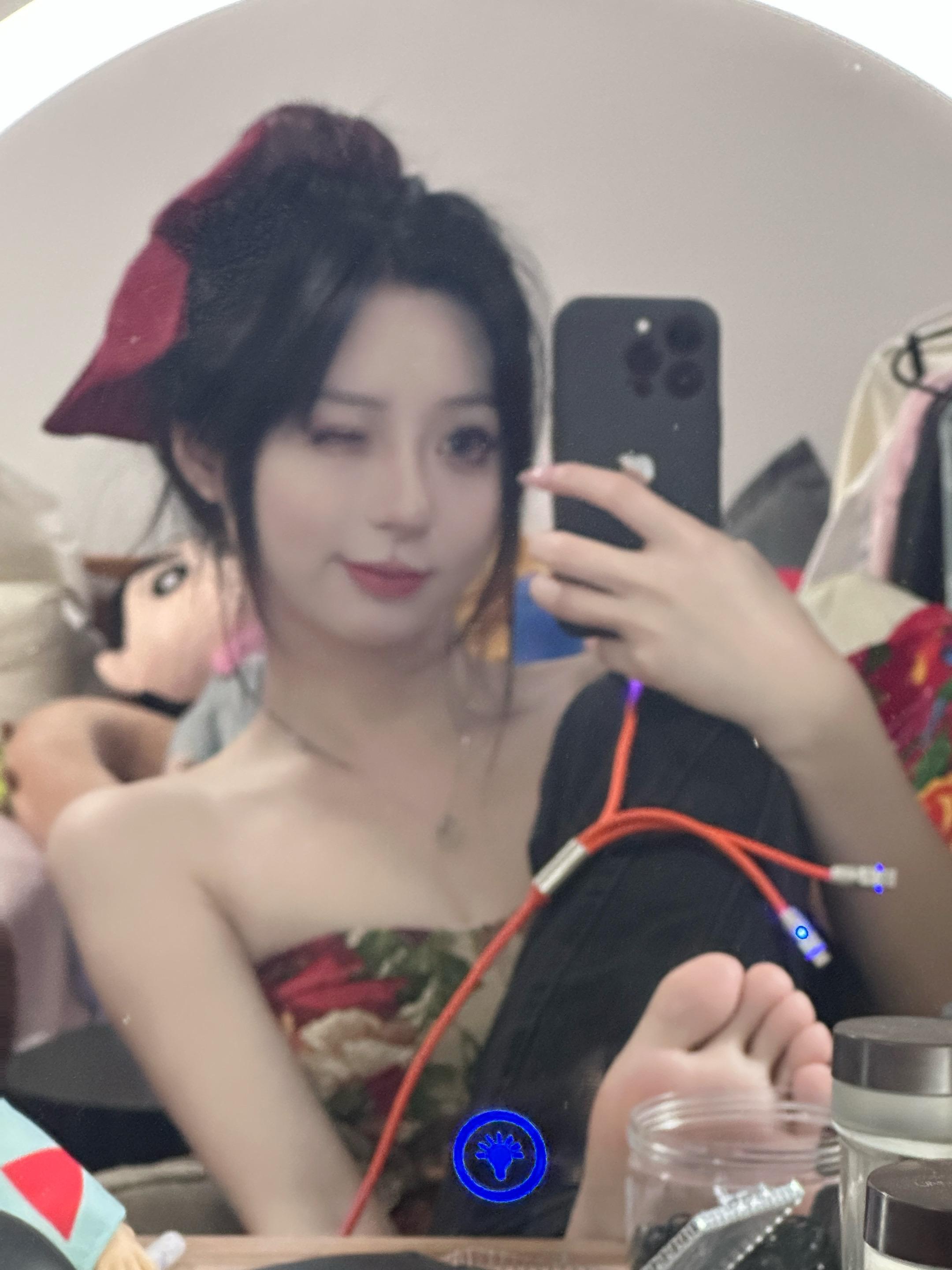 发疯不用挑日子，一触即发！