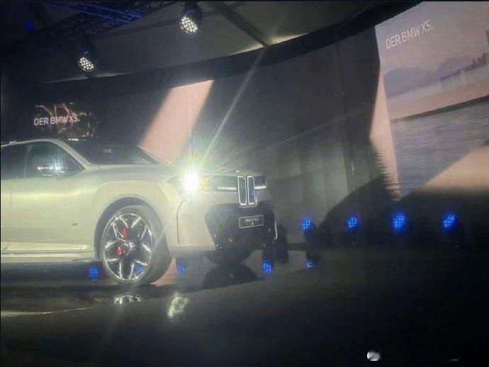 不止宝马新3系图片泄漏了，新X5和新7系也都泄漏了大v聊车