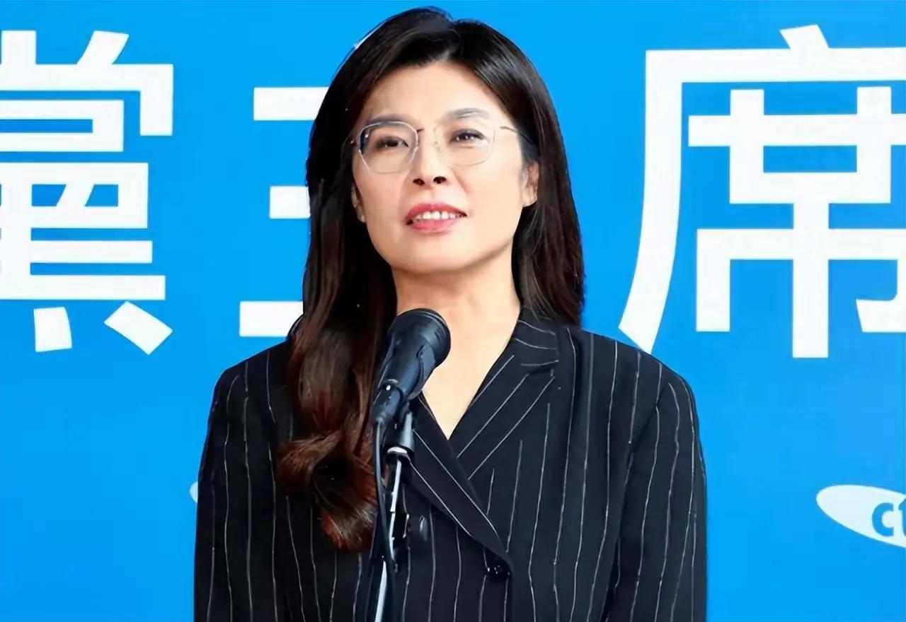 沉默4天后，大陆通知全世界！
赖清德随时可能被抓，郑丽文悬了
 
这则消息一出，