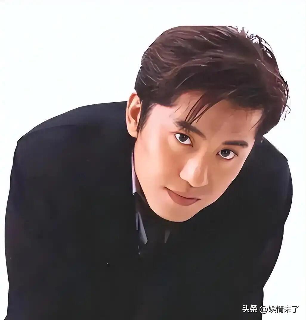 从体育老师到春晚顶流，再到如今无人问津，毛宁的人生太让人唏嘘。

55岁的他，如