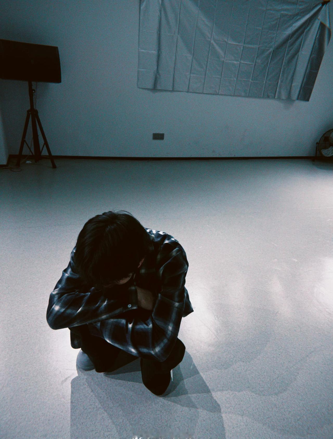 黄星Eliot hx 黄星如果没有进入这一行 

呜呜呜⭐是一直很努力的一颗⭐啊