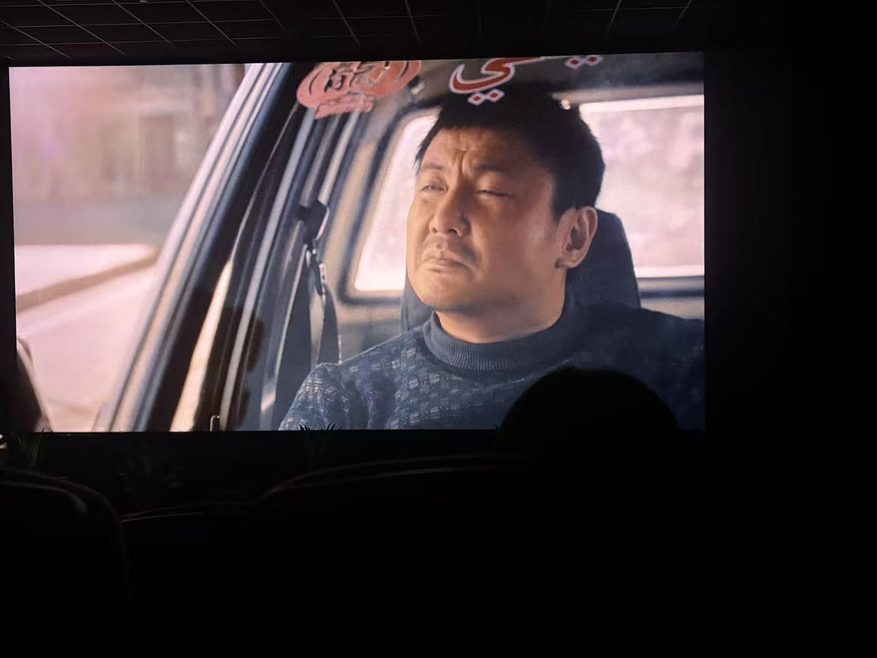 为什么说龙餐馆好呢？看完只想说，他在原有历史时代背景下，做到了没有歌颂战争胜利，