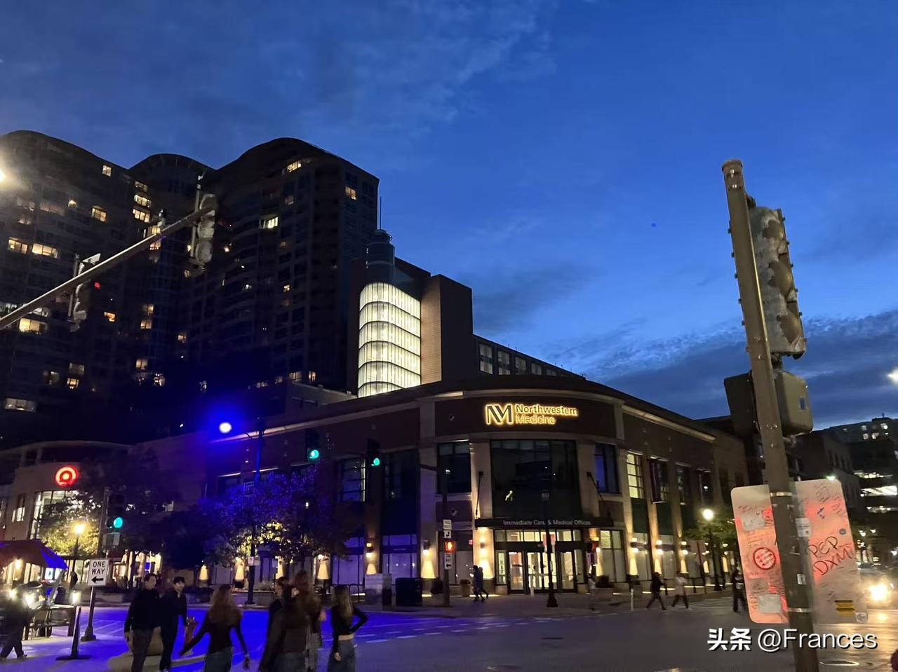 有一种失望是这样的：我定了6：10分的闹钟，在6:05的时候醒了。如果醒来的时候