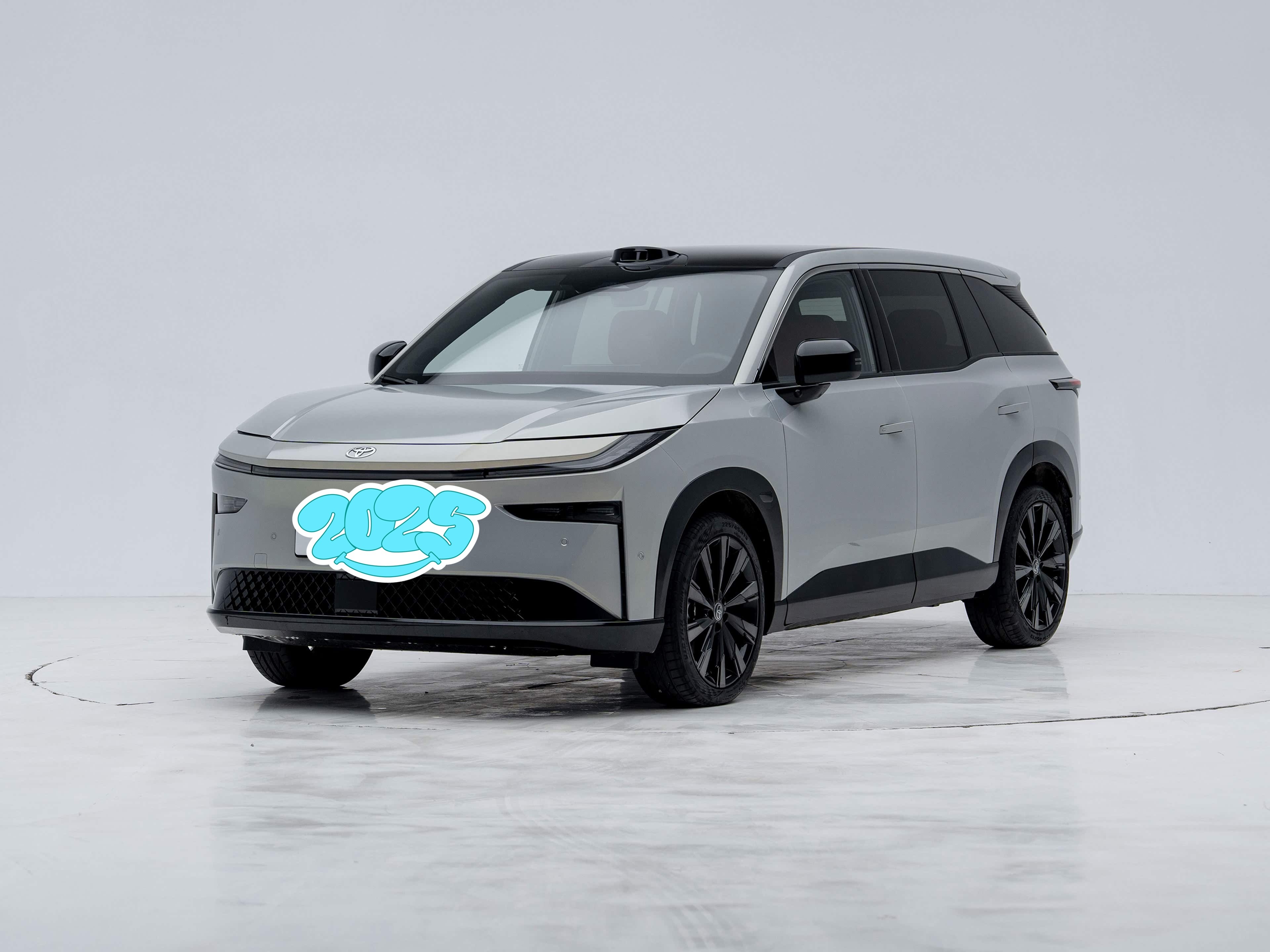 丰田铂智3X，零跑 B10十万出头的纯电车 SUV都比一台大六座纯电 SUV 续