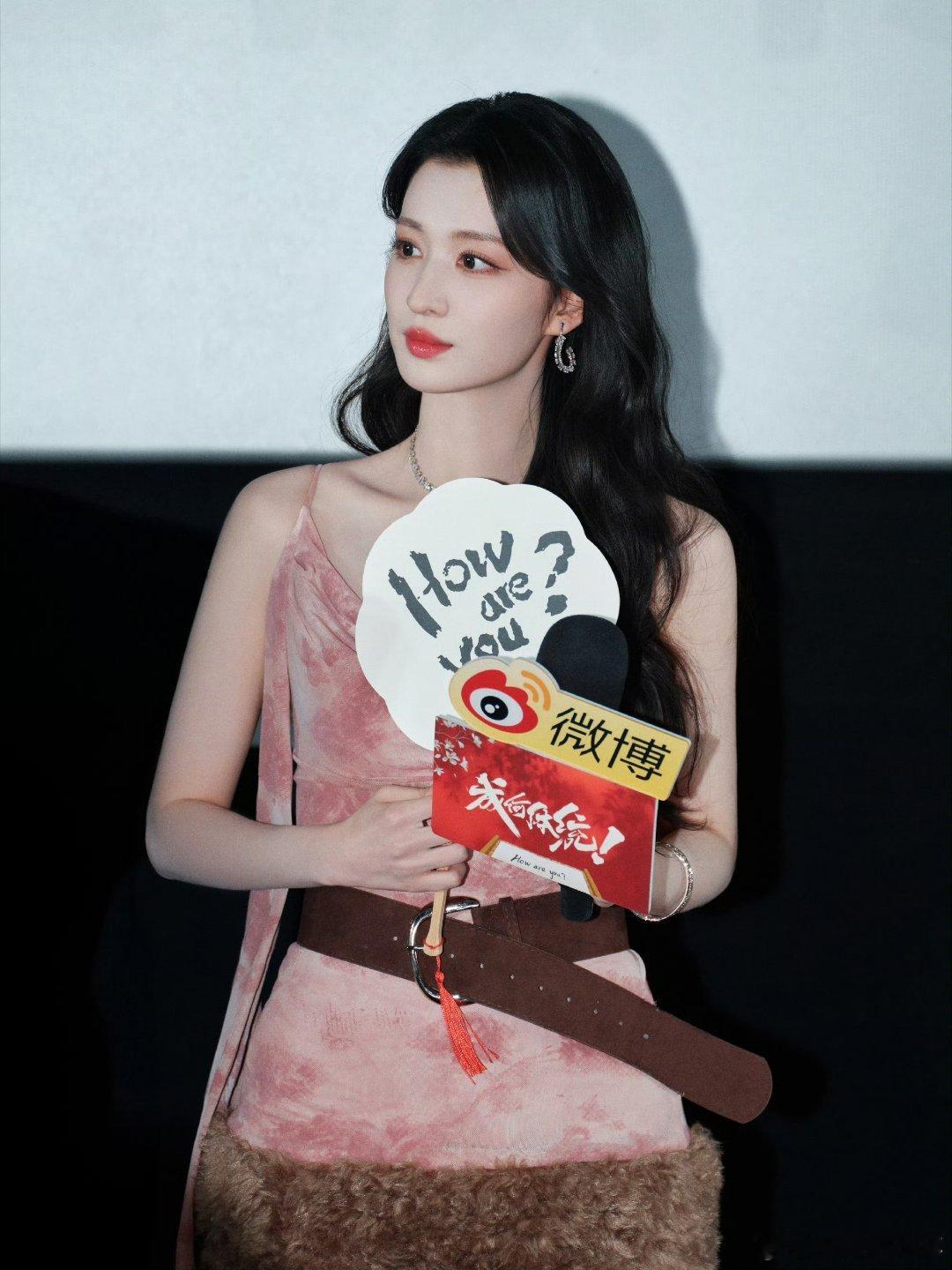 王楚然古装好美确实好美！以前看的更多是她的红毯、现代装，现在在看成何体统，终于在