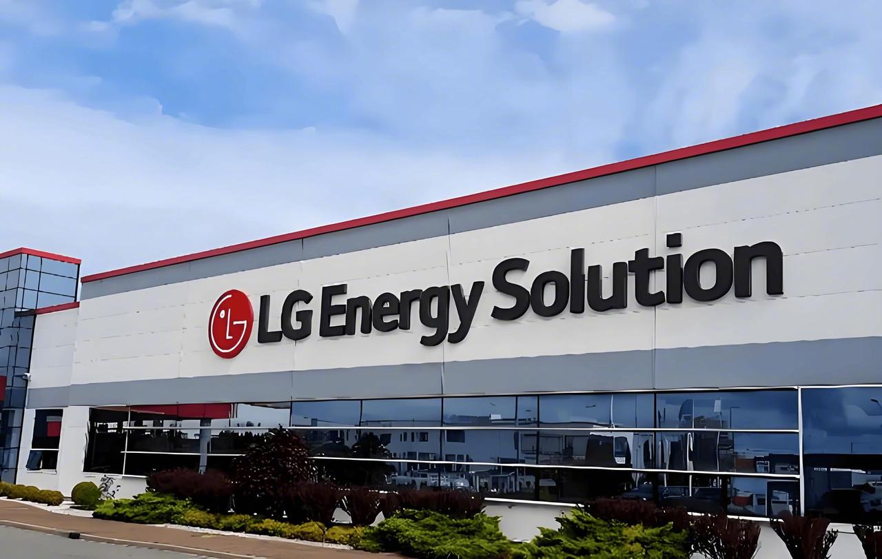 靴子落地！特斯拉与LG达成43亿美元电池交易
美内政部正式确认： 特斯拉公司 和