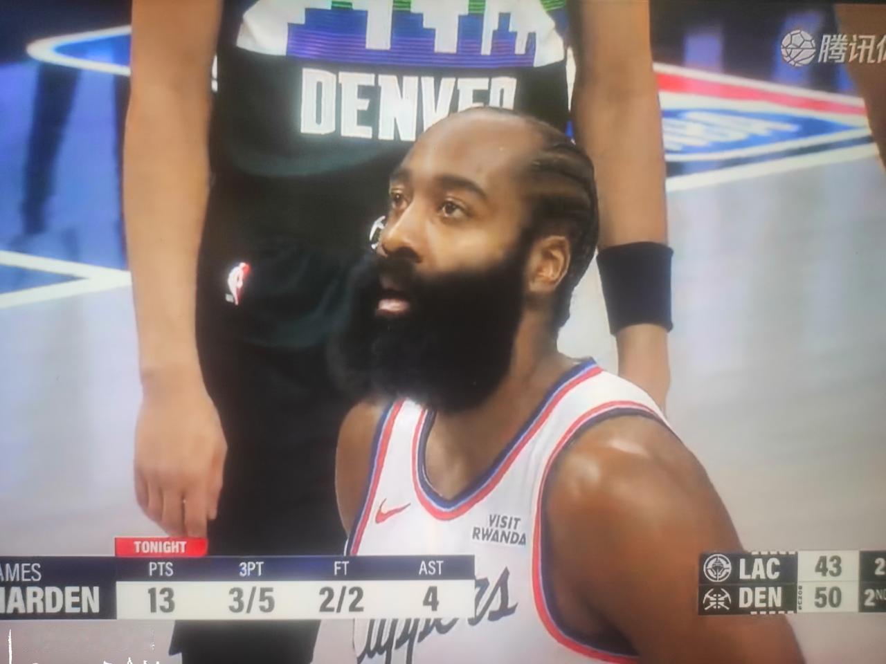 快船输的服吗？

        NBA常规赛，快船和掘金精彩对决！像是上赛季季