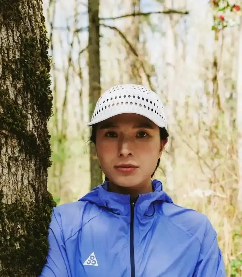 有个专家发文警告，说娶媳妇千万避开那些爱户外运动的女人，说她们只顾自己玩，家庭属