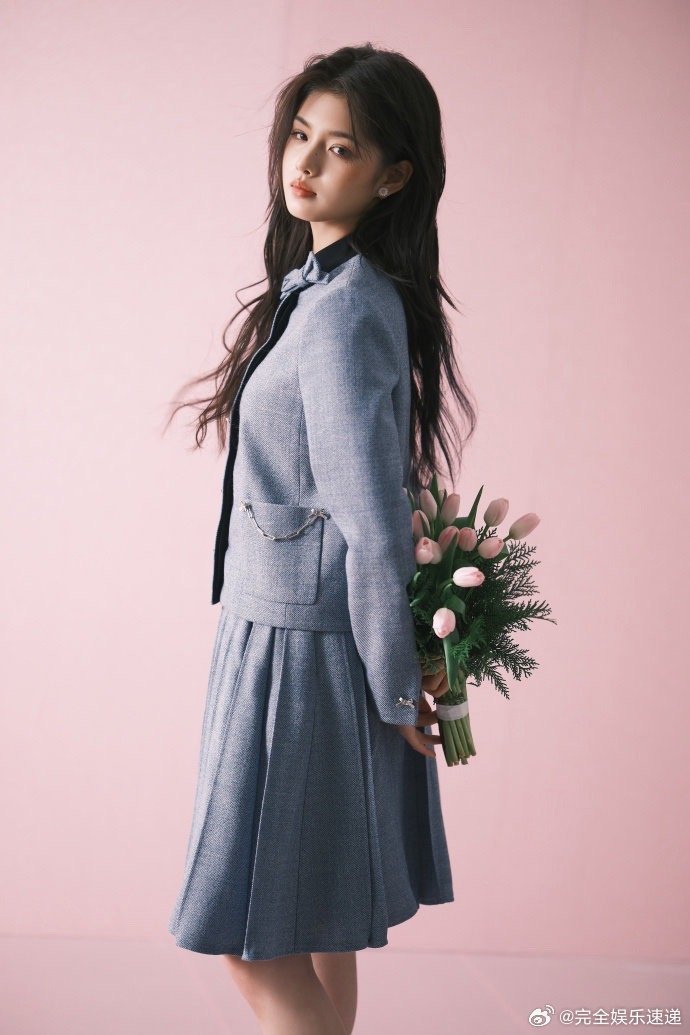 艾米 买股这一块 买股艾米真的太香了！待播剧卖相在线，《雀骨》路透小出圈，高奢合