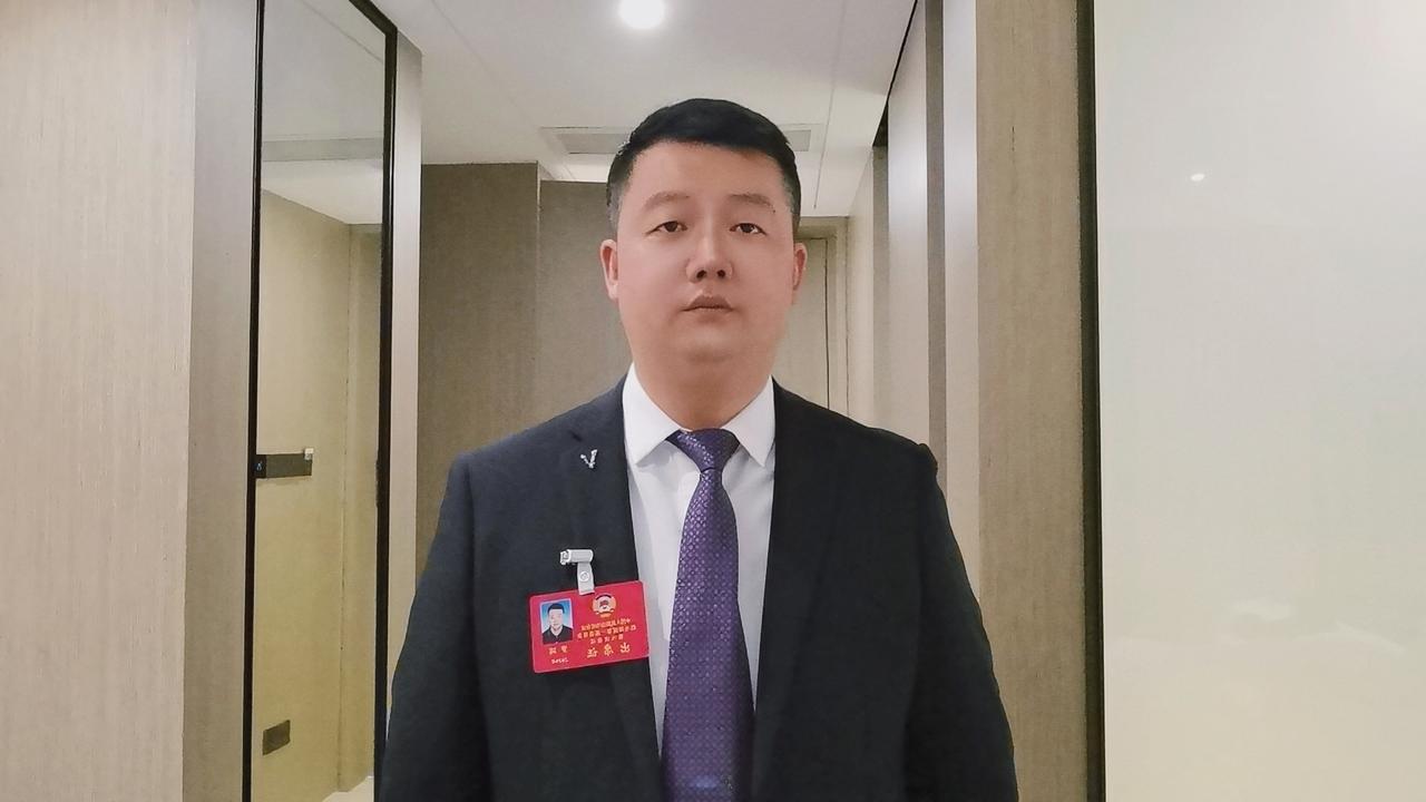 罗鸿：建议立法，禁止非亲属间器官移植！
救死扶伤的大爱，不容掺杂杂质！非亲属器官