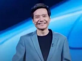 雷军说的话毛病在哪里？为什么引起争议了？

两辆车以60km/h的速度正面对撞，