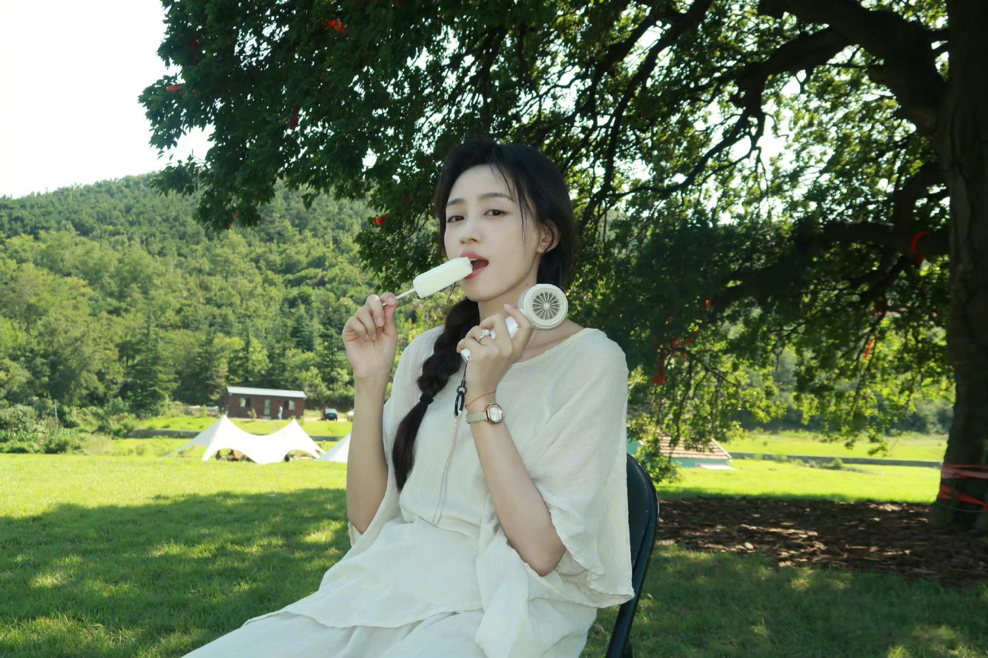 万花世界回应黄婷婷被换角 黄婷婷都拍了几天了，然后主动说不适合，放弃单元剧女儿号