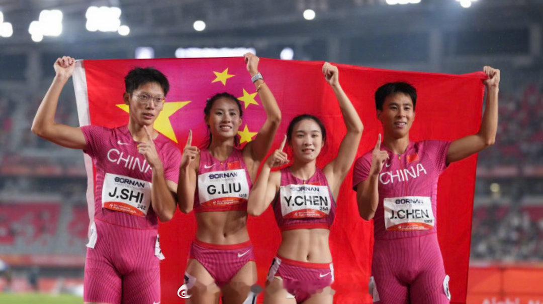 太强了，这金牌含金量太高了4x100米混合接力中国队夺金 ​​​