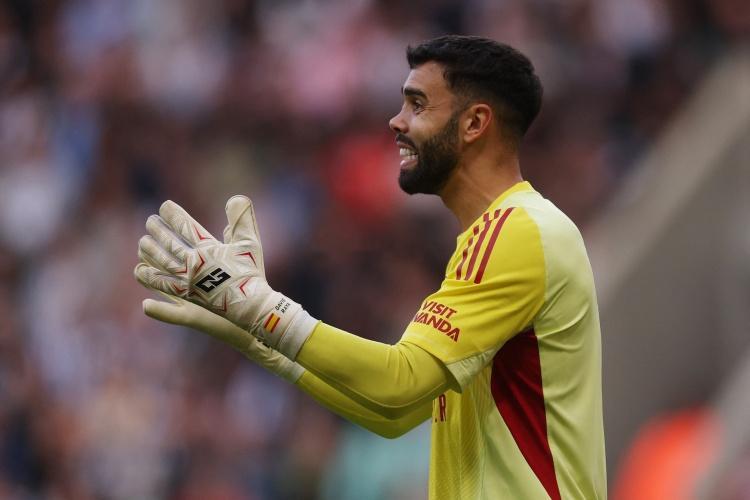 本赛季英超门将零封榜：拉亚、桑切斯8场居首，迪恩·亨德森7场 12月19日讯 W