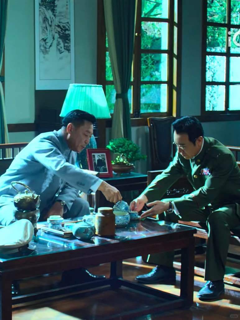 最近追《沉默的荣耀》，除了被家国情怀深深打动，还猝不及防被吴次长科普了一波东方美