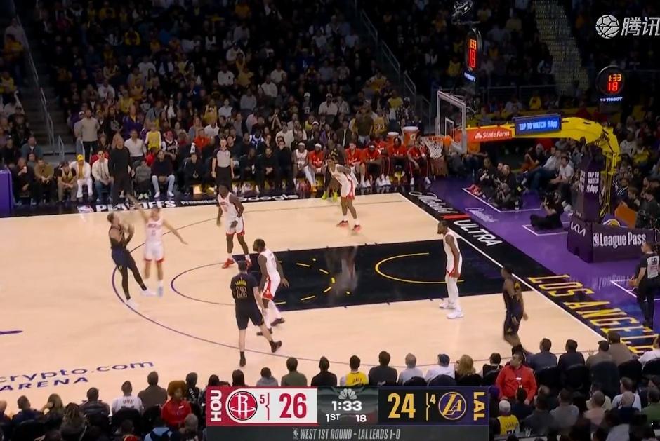 你的纳德在洛杉矶闪耀了，又快又准还自信，第一节没完，5中4已经10分了！ 