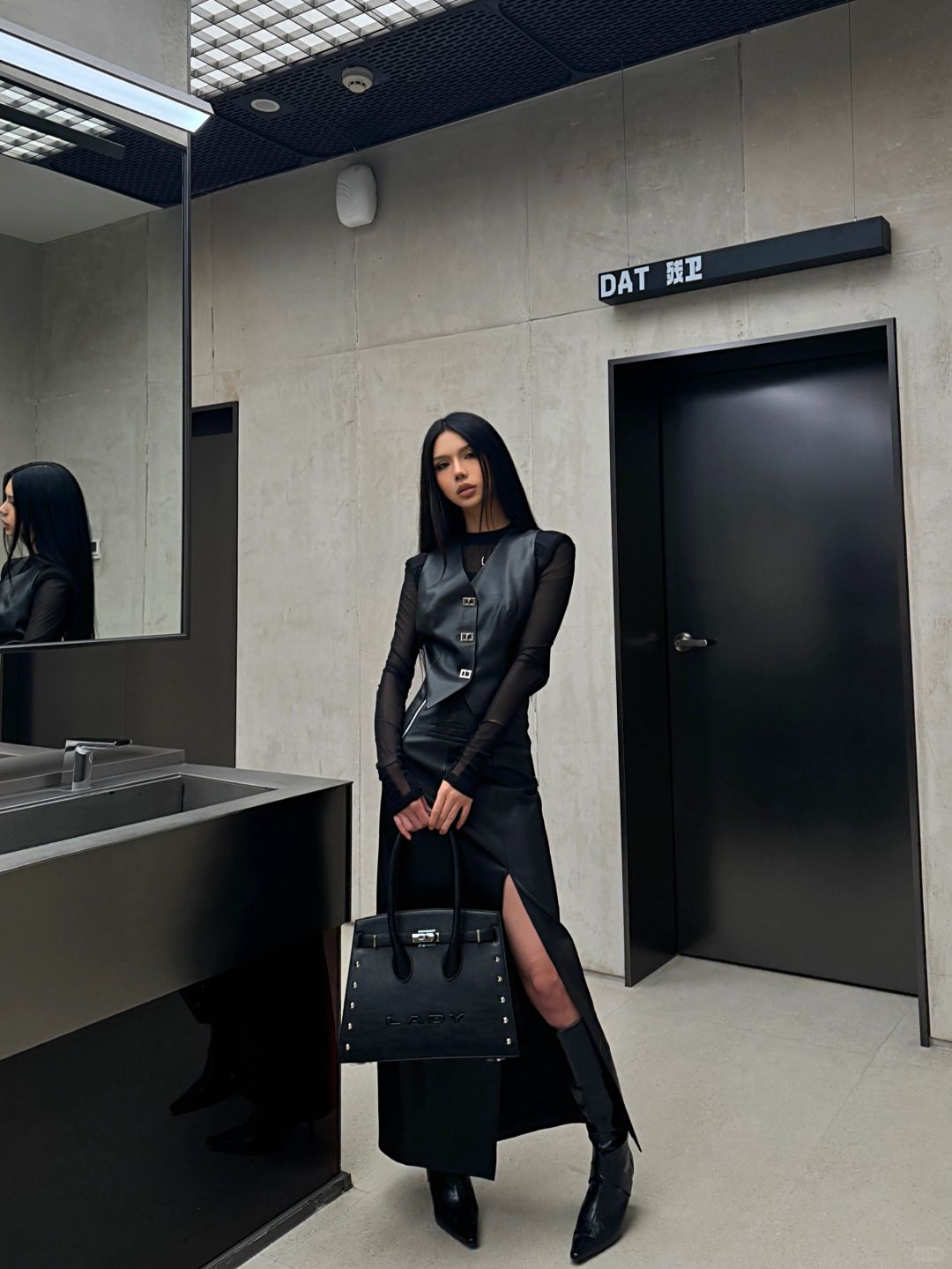 💼 看上去就很𝐛𝐨𝐬𝐬𝐲