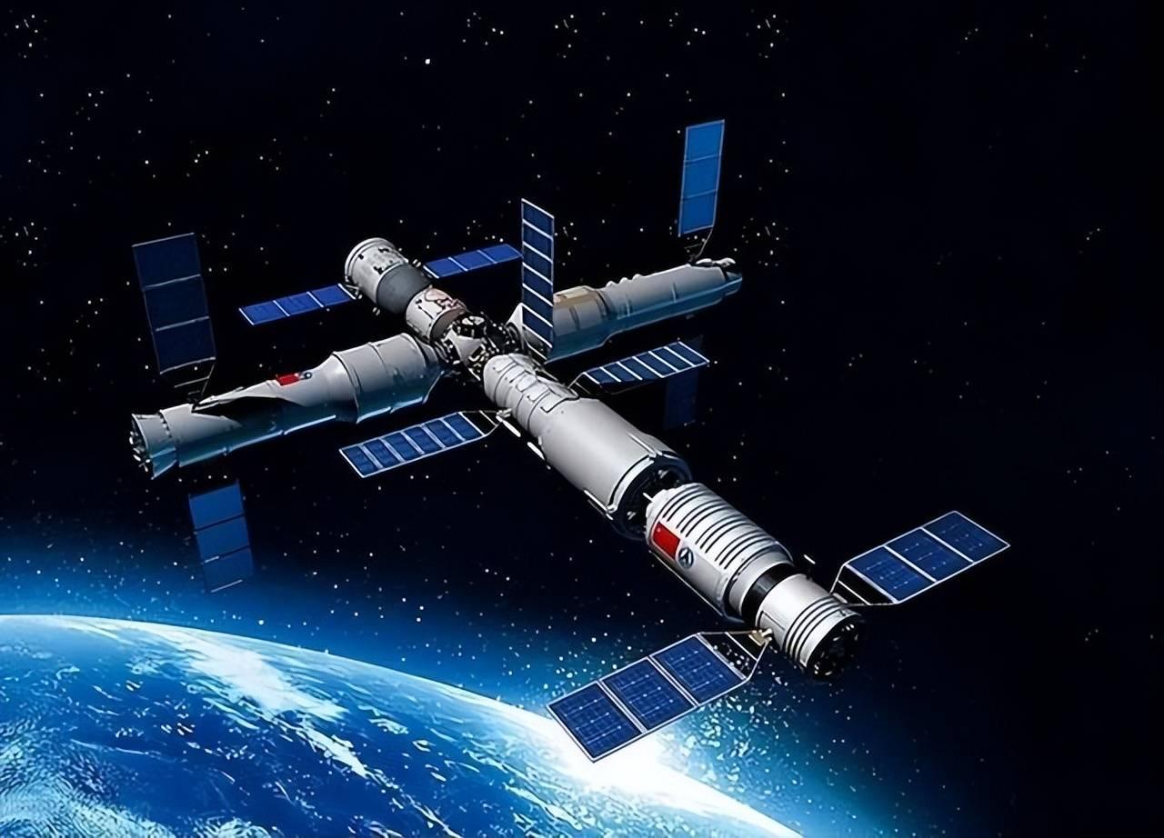 四年后再次追拍中国空间站：AI和全球观测网络改变了什么？
2022年，从春季到冬