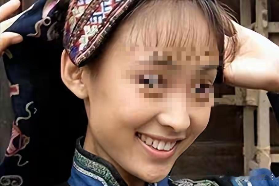 北京，一女子通过自己的努力，有机会结识了京圈富商，大她 18 岁的富商看上了她，