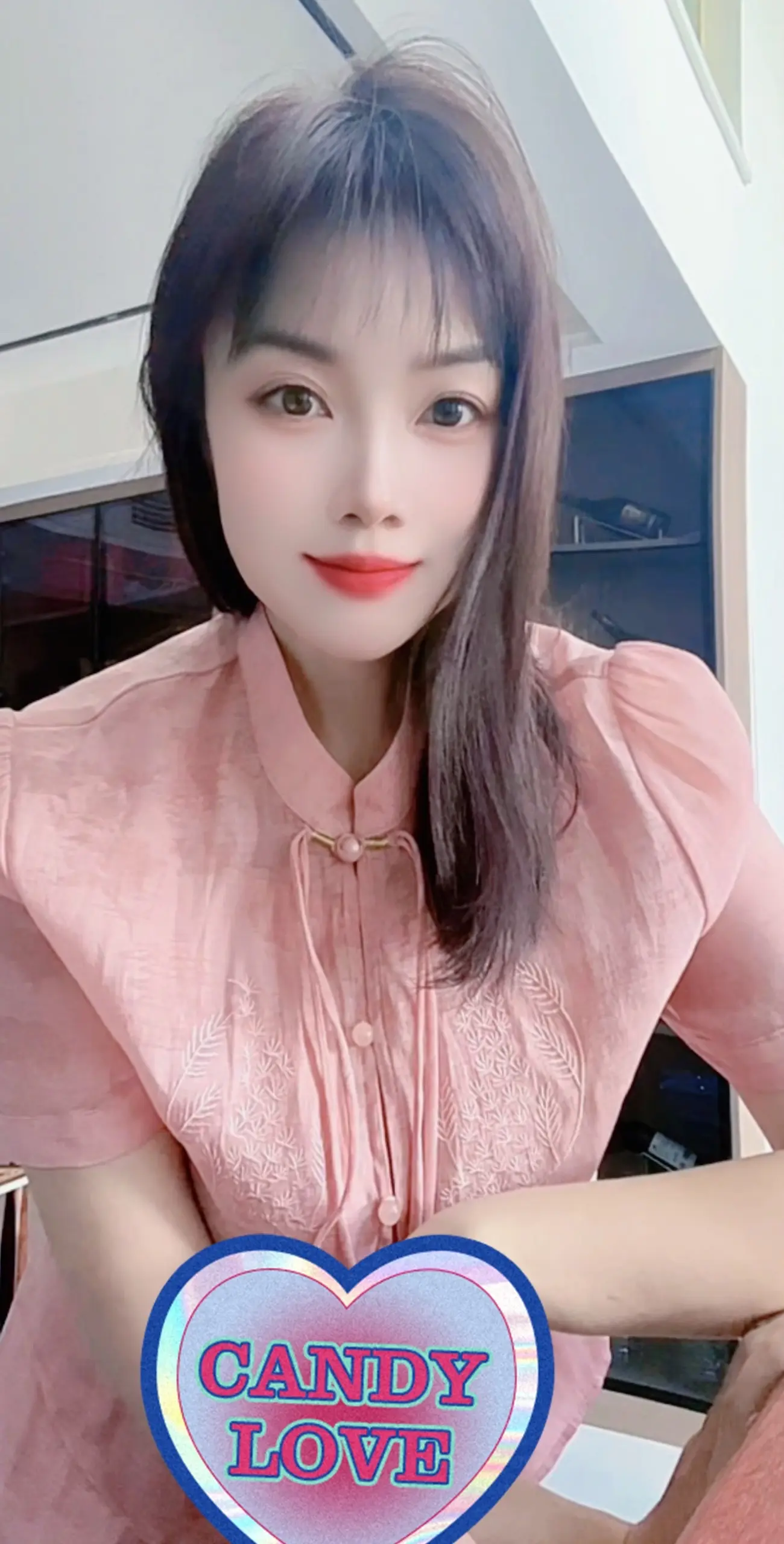 保护好自己的磁场，少言少语少计较，得失由命，爱意随风