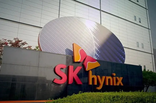 【SK海力士总部人均奖金610万引不满三星SK海力士国内员工集体要求涨薪】据报道
