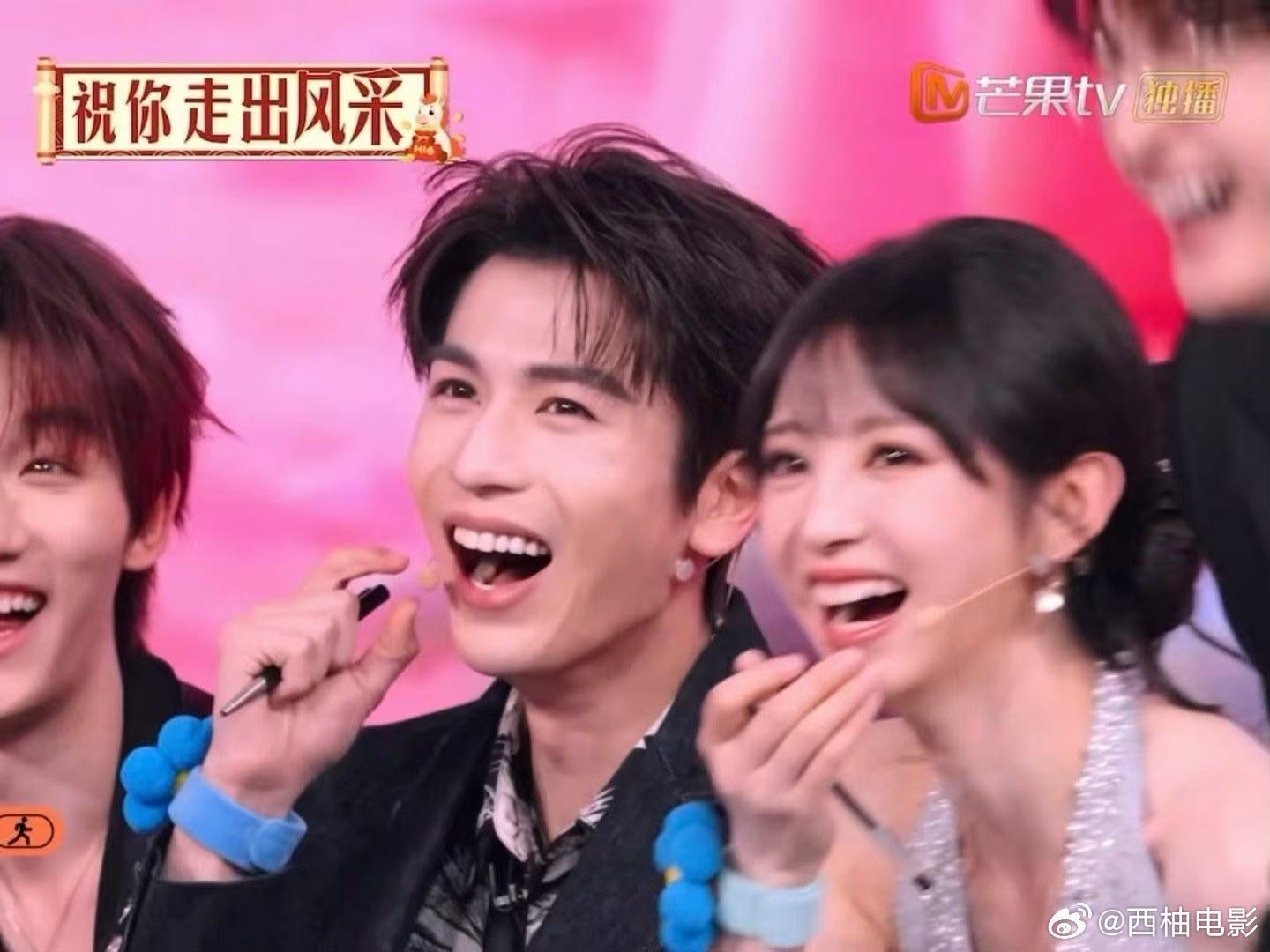 你好星期六下期张凌赫田曦薇你好星期六张凌赫田曦薇校园风太绝！少年与甜妹的完美搭配