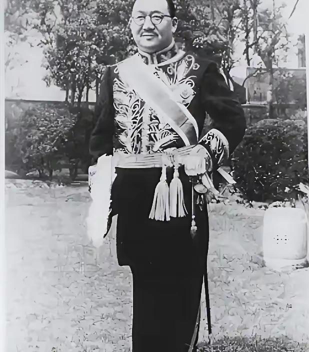 1967年8月16日，88岁的孔祥熙奄奄一息。临终前，他看着3岁的孙子，绝望地说