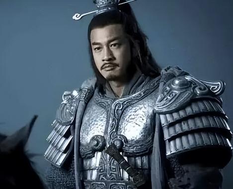 秦末的诸侯都是项羽分封的？为什么到头来他们帮着刘邦打项羽？
 
秦末的诸侯并非全