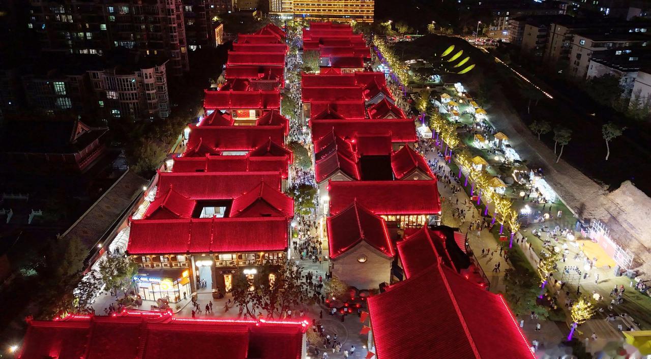 【匠心筑造，古韵新生！中建八局精品工程亳都·新象项目盛大启幕】近日，由中建八局匠