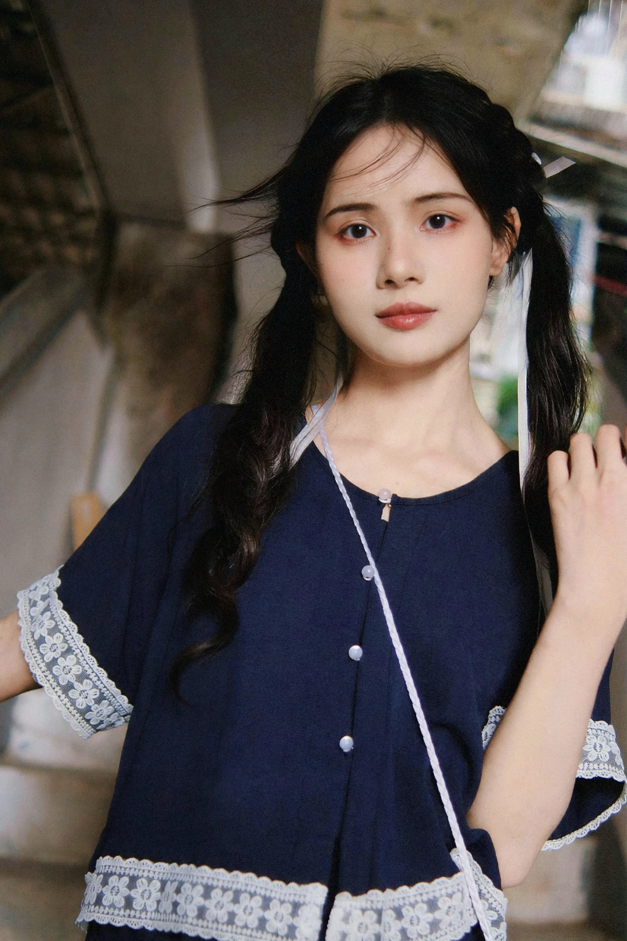 时空是个圆圈 直行或是转弯 我们最终都会相见