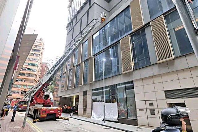 5月4日香港湾仔一家酒店发生了令人痛心的事。一名69岁美籍女游客在丈夫外出就医时