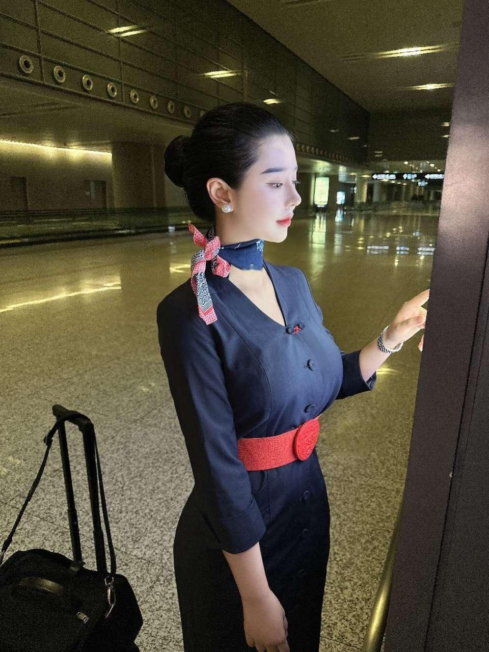 在北京东航空姐 ​​​