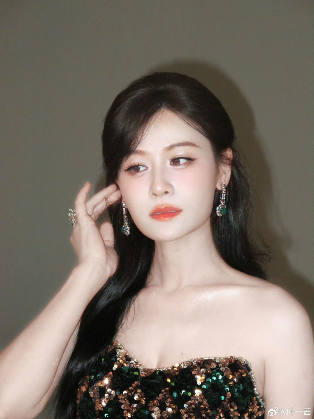 瞿颖对叶一茜说我为你骄傲 瞿颖说叶一茜像她 原来瞿颖早就想让叶一茜来浪姐了呜呜，