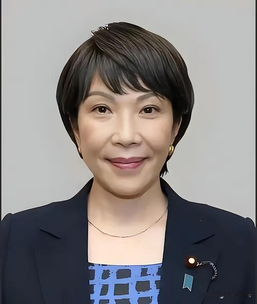 日本这把刀，终于还是落下来了，
8月16日，日本经济产业省的新规正式生效：高端五