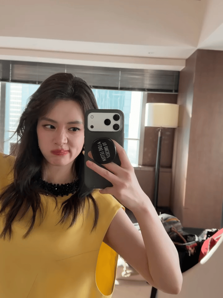 陈昊宇ig更新，心情好好呀，是prada萌宠！ 