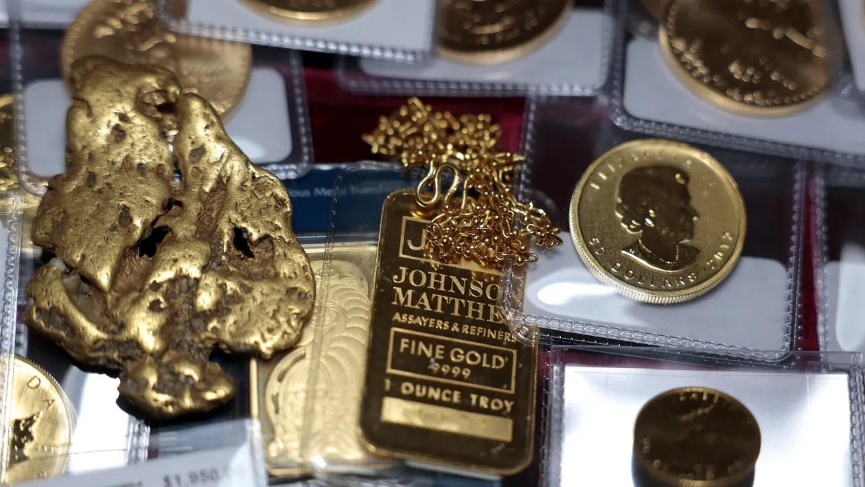 牛市不言顶，黄金再创历史新高。

今天纽约金主连突破昨天的阻力位4014.6美元