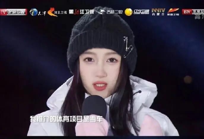 关晓彤卸妆完全就是卸掉了灰尘关晓彤的素颜属于骨相皮相双优越、真人远超镜头的类型，