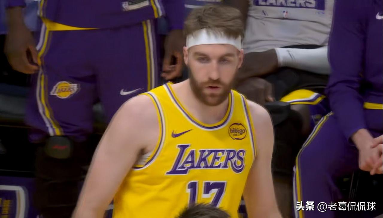湖人大将蒂米的防守能力真是弱爆了！在今天湖人主场以142：130战胜公牛的比赛中