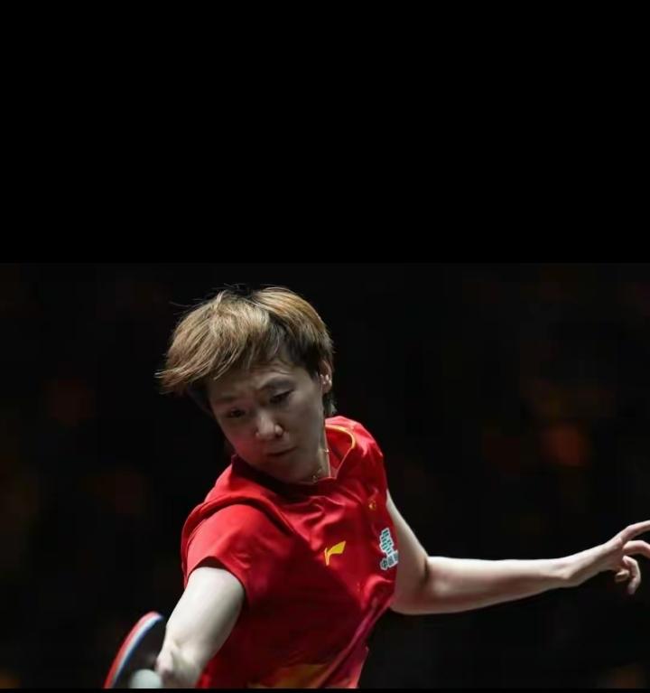 乒乓球重庆冠军赛首个比赛日，国乒就有两人止步首轮，无缘十六强。

王曼昱0-3不