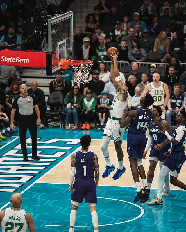 塔图姆本赛季首个30+