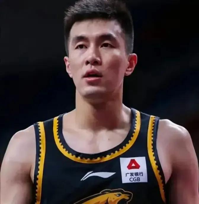 甩掉郭艾伦了？

郭艾伦这位＂辽宁队长＂要南下广州了？球迷:辽宁放弃郭艾伦，真的