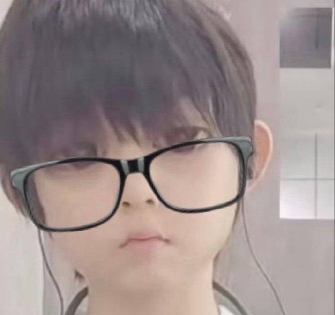 幼年形态已经很完美了不需要再……
我靠！ ​ 专栏 · 梗产集合处 ​​​
