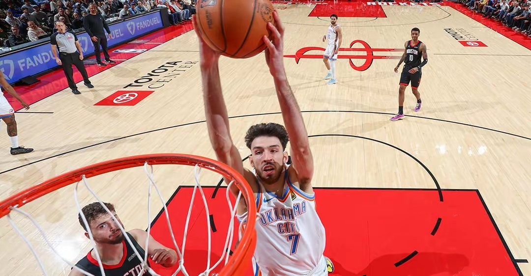 亚历山大盛赞切特：他毫无疑问是全明星球员雷霆篮球 北京时间1月16日，俄克拉荷马