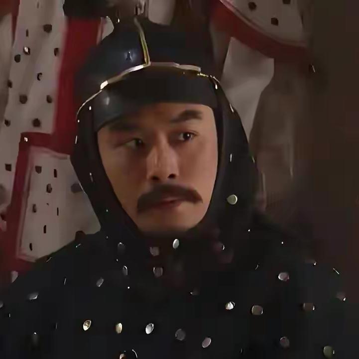 1724年，岳钟琪执意斩杀青海六千叛乱喇嘛，为中华立下丰功伟绩！
 
那时候的清