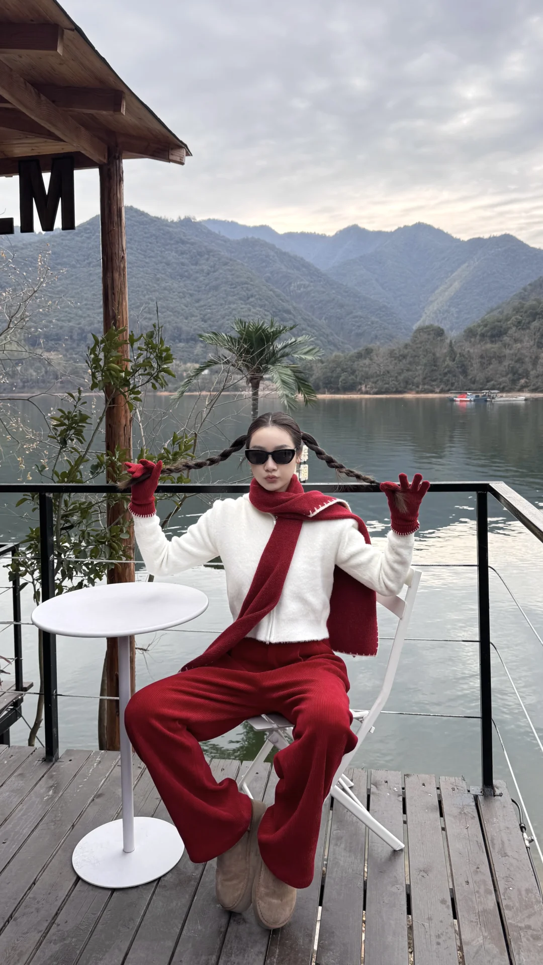 Life among mountains and rivers