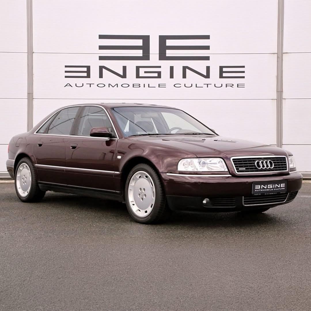 一台奥迪A8 3.3 TDI V8 Quattro目前正在出售。该车当前的行驶里